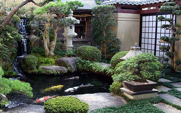 Японски заден двор
